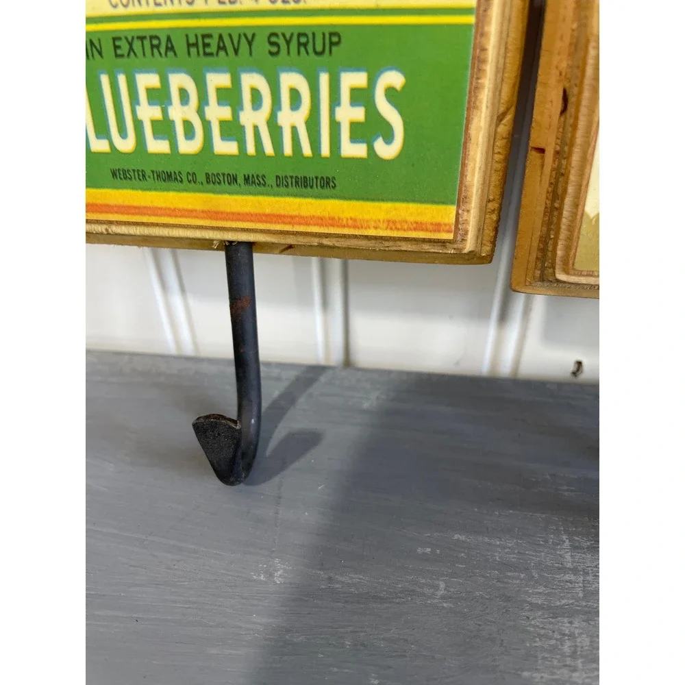Vtg Style Fruit Vegetable Crate Label Wall Hooks Wood Set of 3 Farmhouse Decor‎